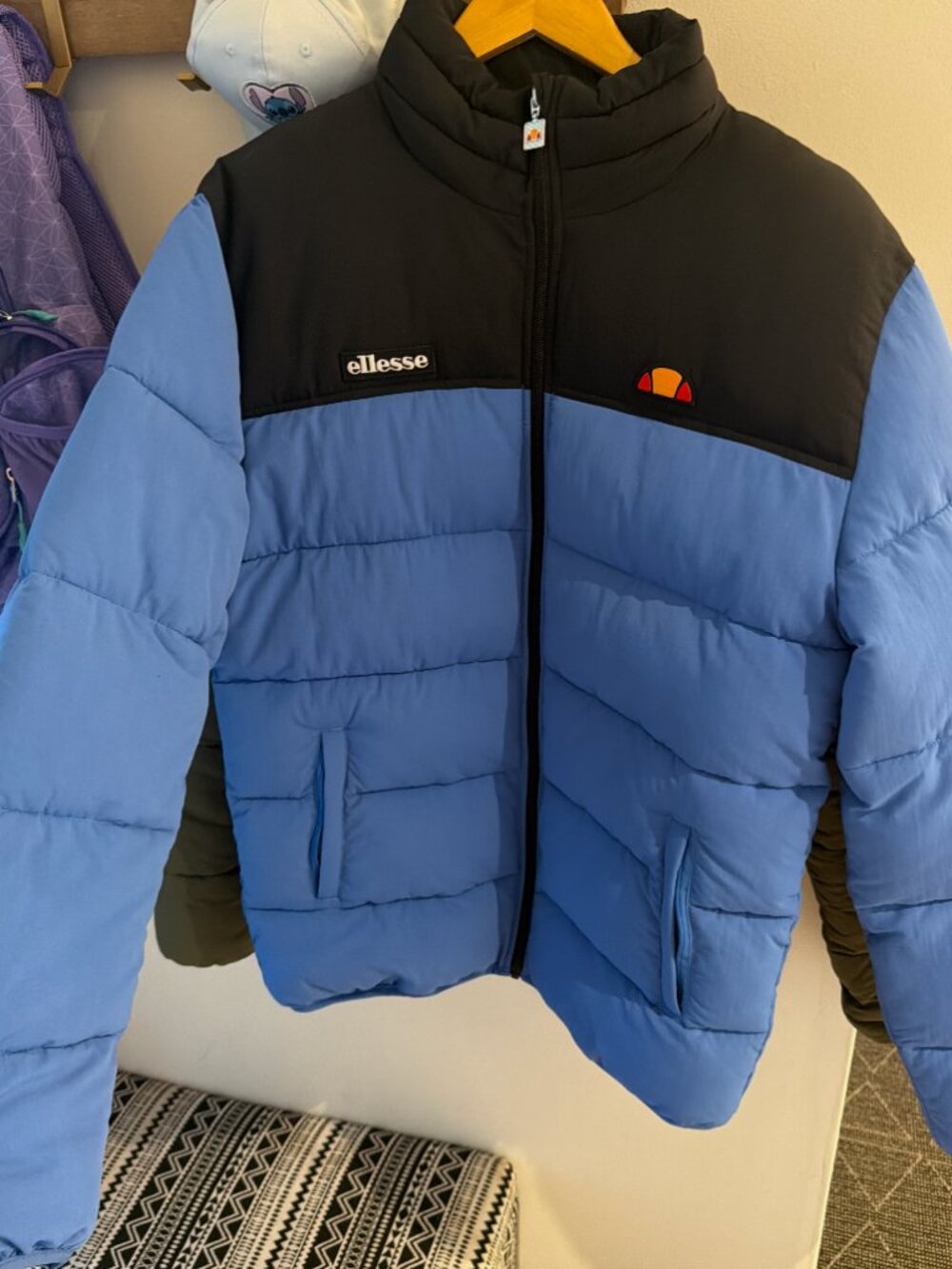 ELLESSE MENS PUFFER Size M